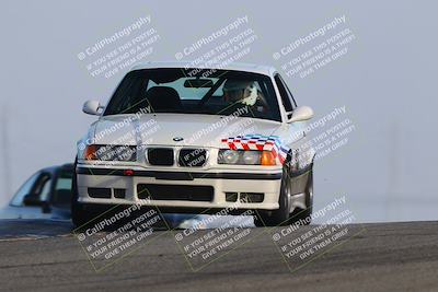 media/Oct-19-2025-Speed Ventures (Sun) [[a6e7fe67be]]/Purple/Session 1 (Grapevine)/